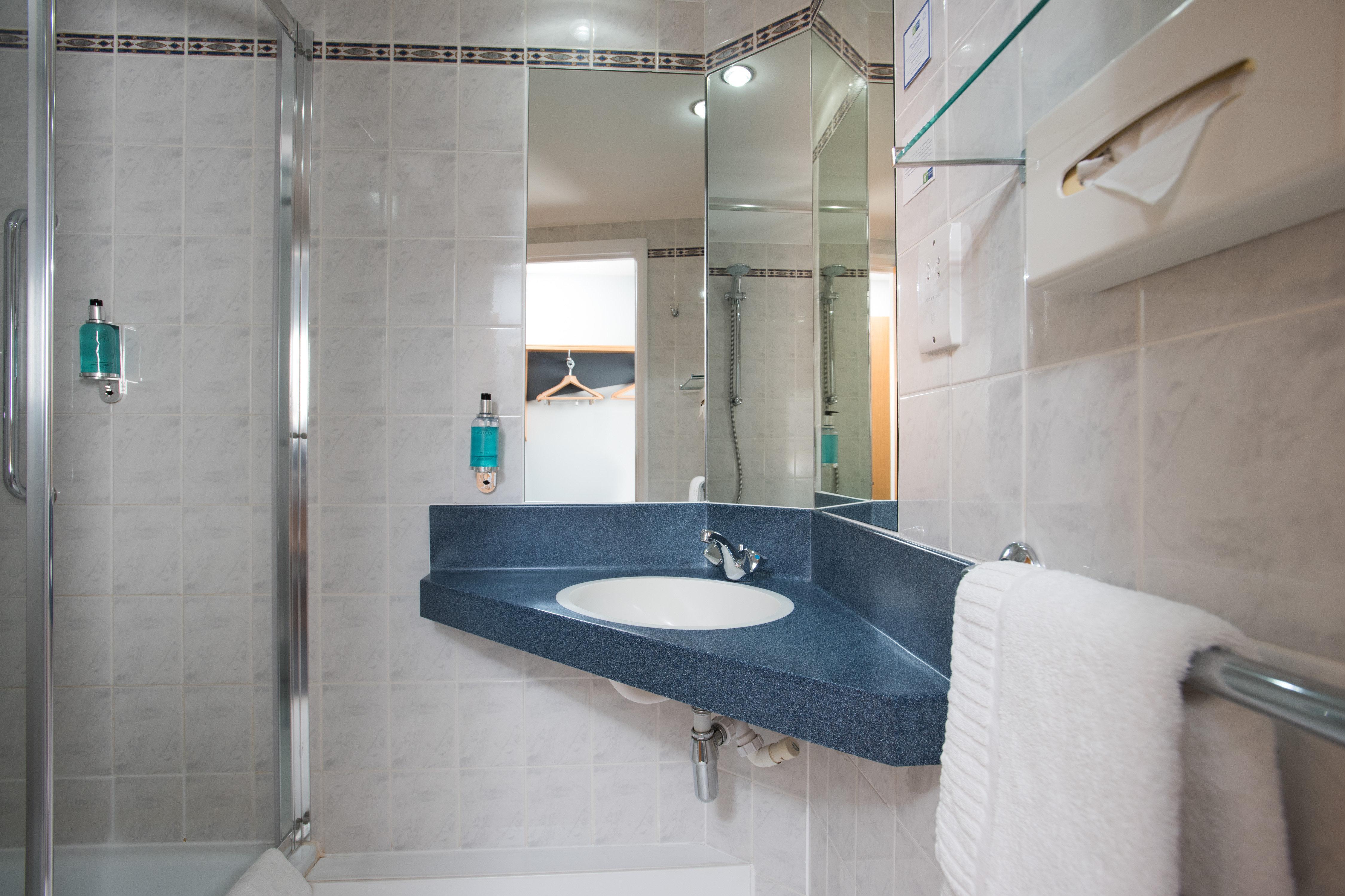 Holiday Inn Express Peterborough By Ihg Dış mekan fotoğraf