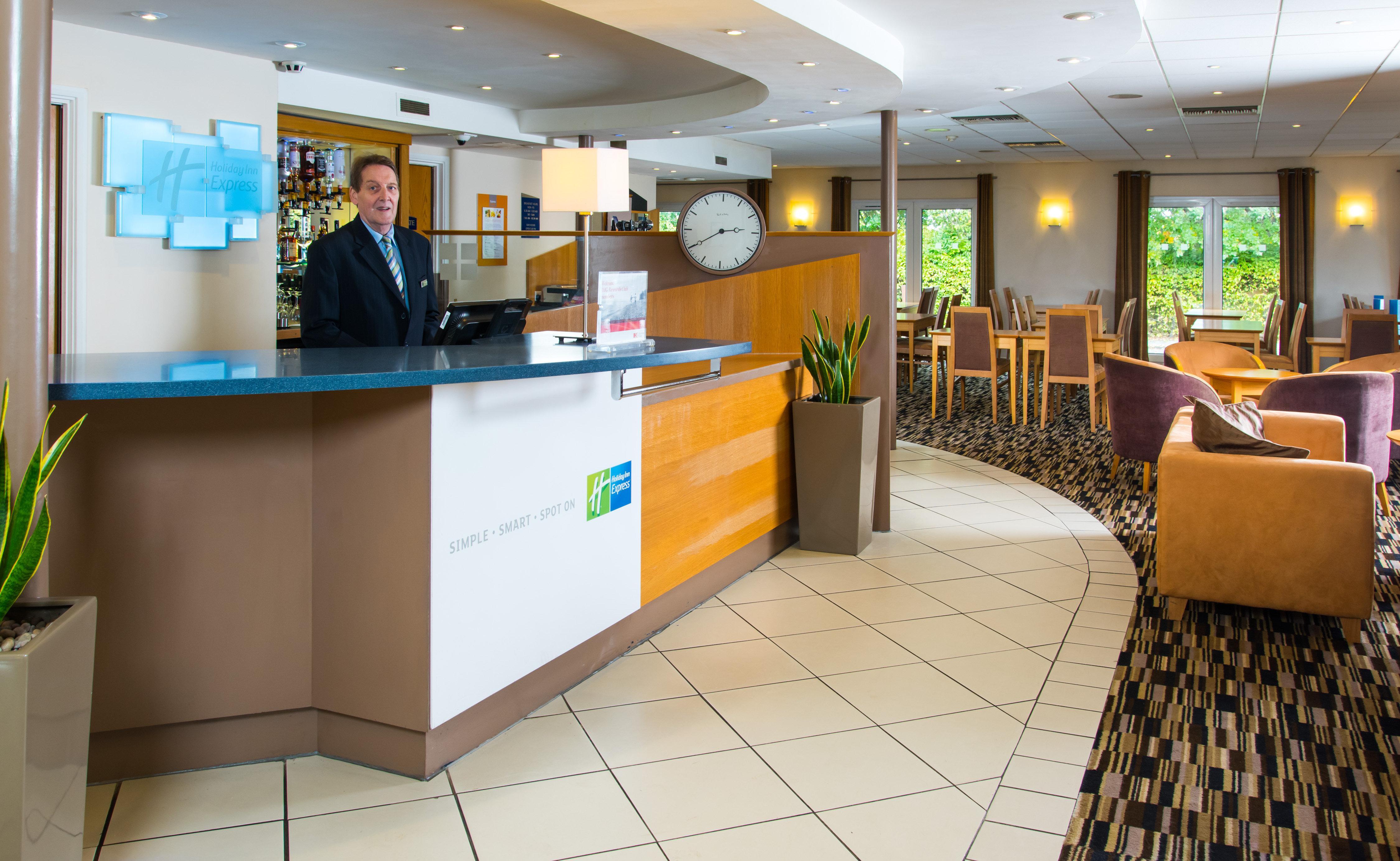 Holiday Inn Express Peterborough By Ihg Dış mekan fotoğraf